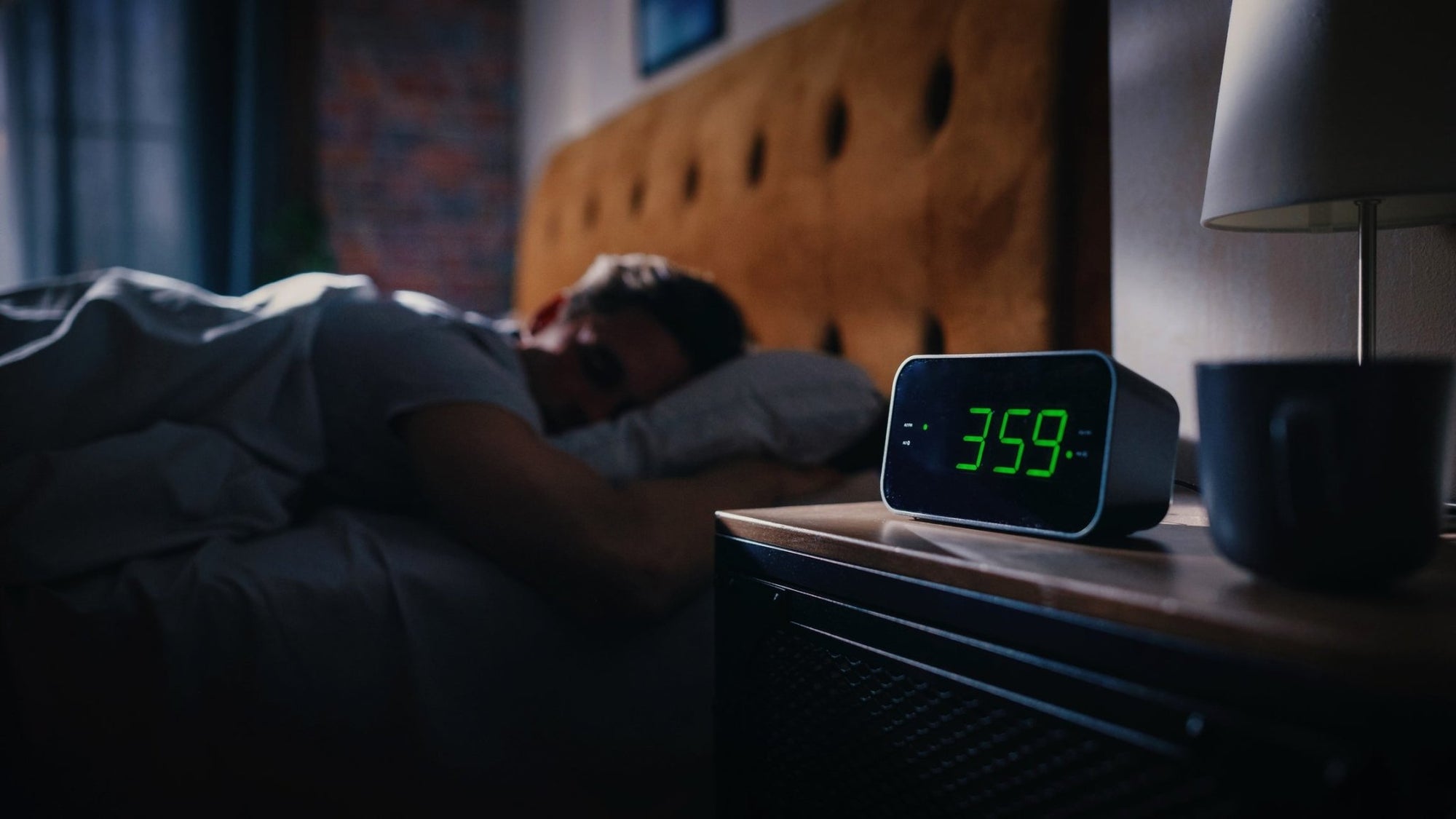 MidNite®, the drug-free way to help you sleep tonight.† - MidNite Sleep Cycle Support